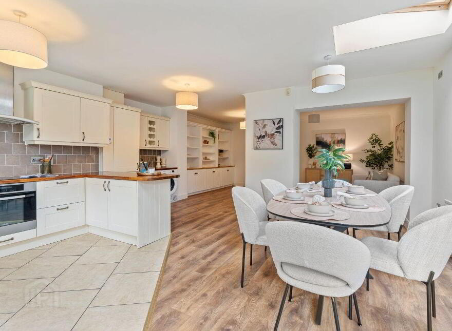 14 Bellevue Heights, Frankfield, T12V8EF