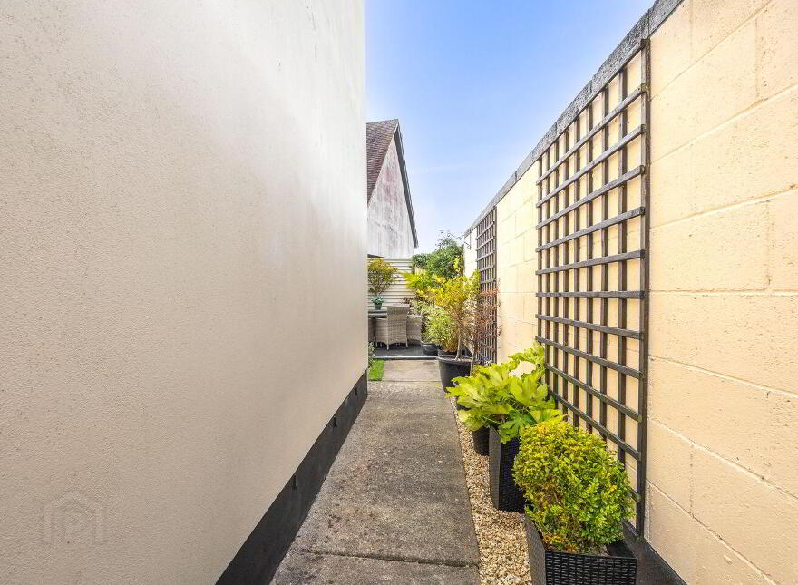 20 Newcastle Manor Green, Newcastle, Newcastle, D22R526