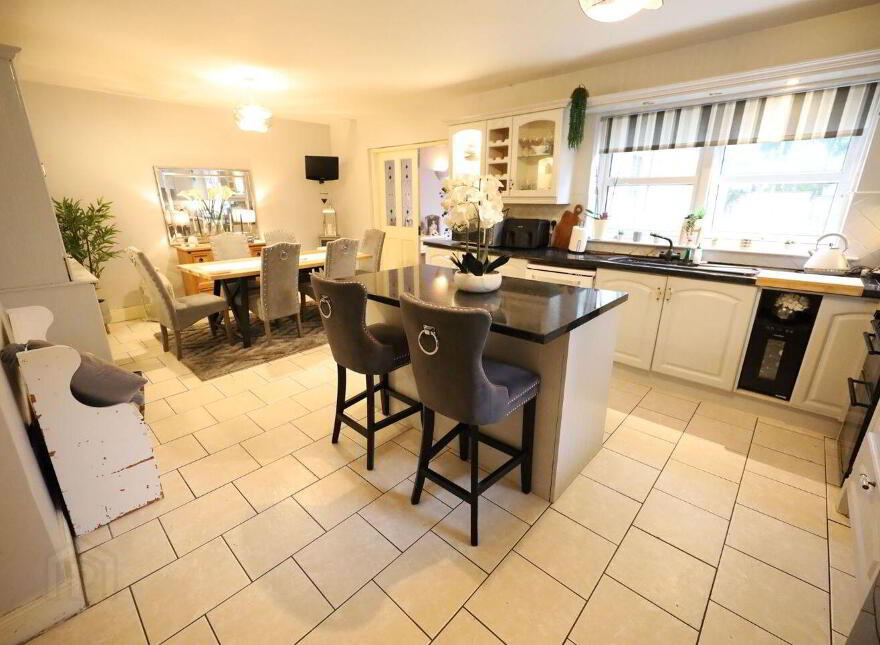 16 Heatherfield, Carrigaline, P43D815