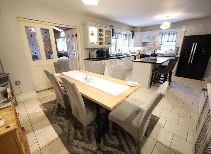 16 Heatherfield, Carrigaline, P43D815