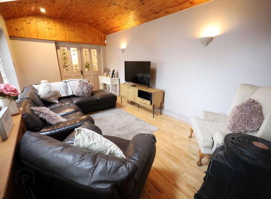 16 Heatherfield, Carrigaline, P43D815