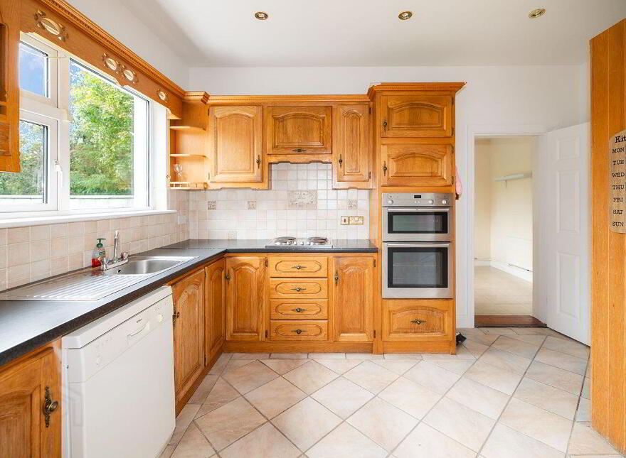 12 Richview, Castlecomer Road, Kilkenny, R95YRK2