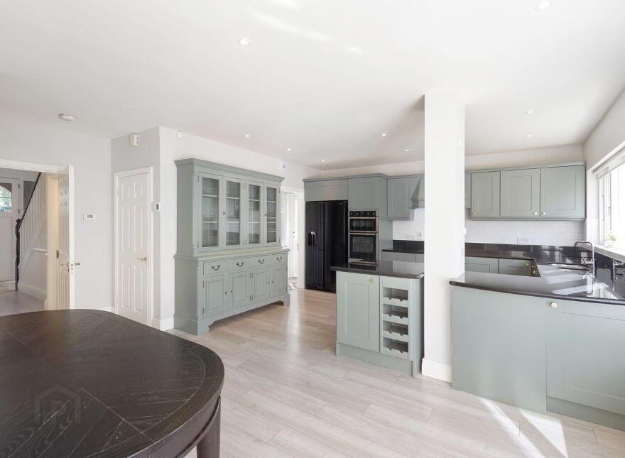 16 Brighton Hall, Brighton Road, Foxrock, Foxrock, D18W940