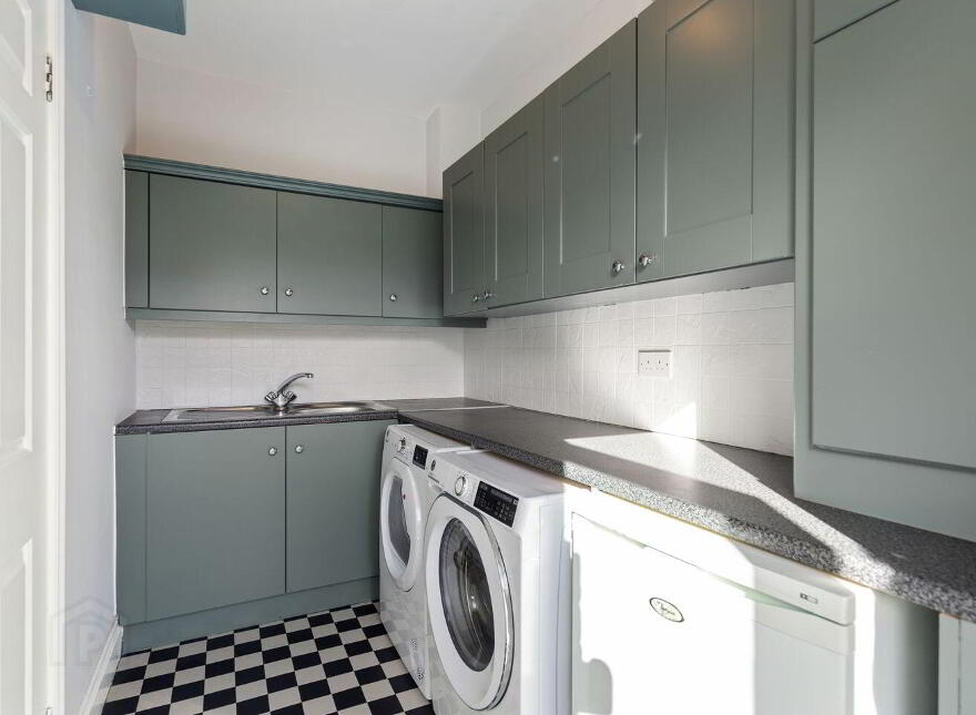 16 Brighton Hall, Brighton Road, Foxrock, Foxrock, D18W940