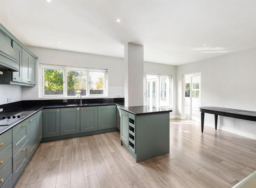 16 Brighton Hall, Brighton Road, Foxrock, Foxrock, D18W940