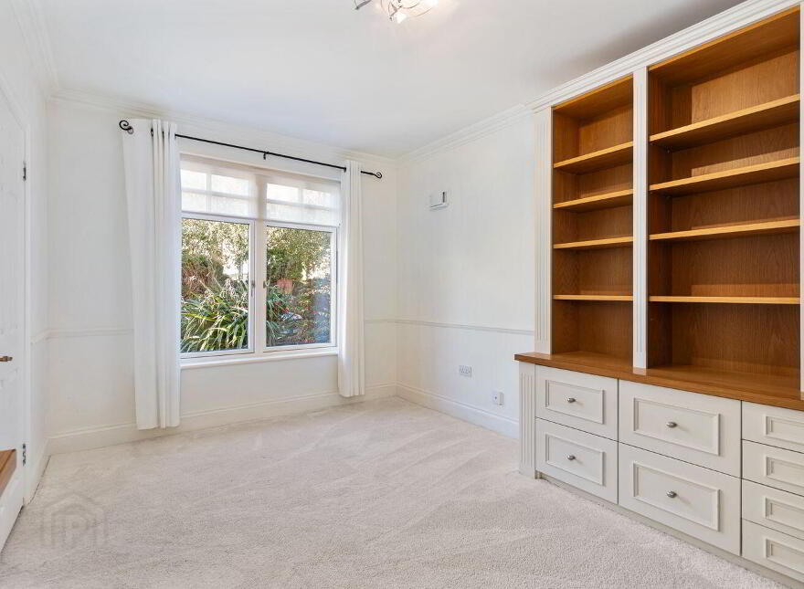 16 Brighton Hall, Brighton Road, Foxrock, Foxrock, D18W940