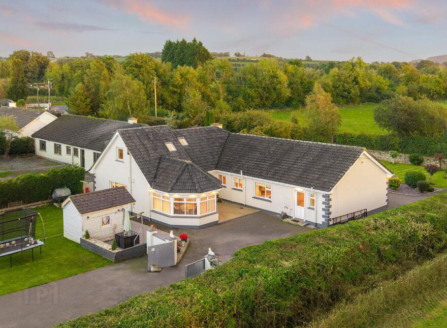 Lock View House, Ballyteage North, Kilmeague, Kilmeage, W91TW5R