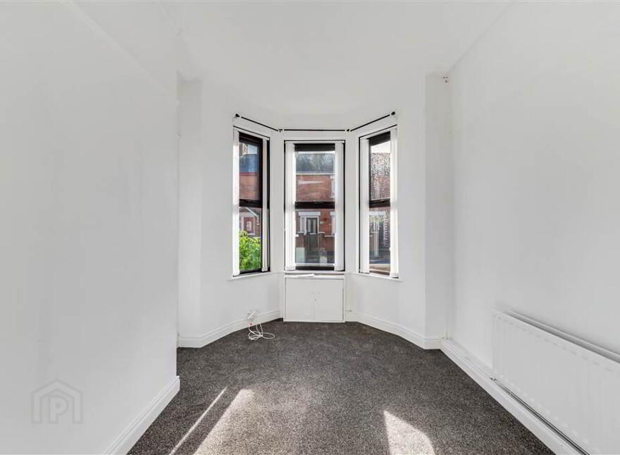 110 Broadway, Belfast, BT12 6HX