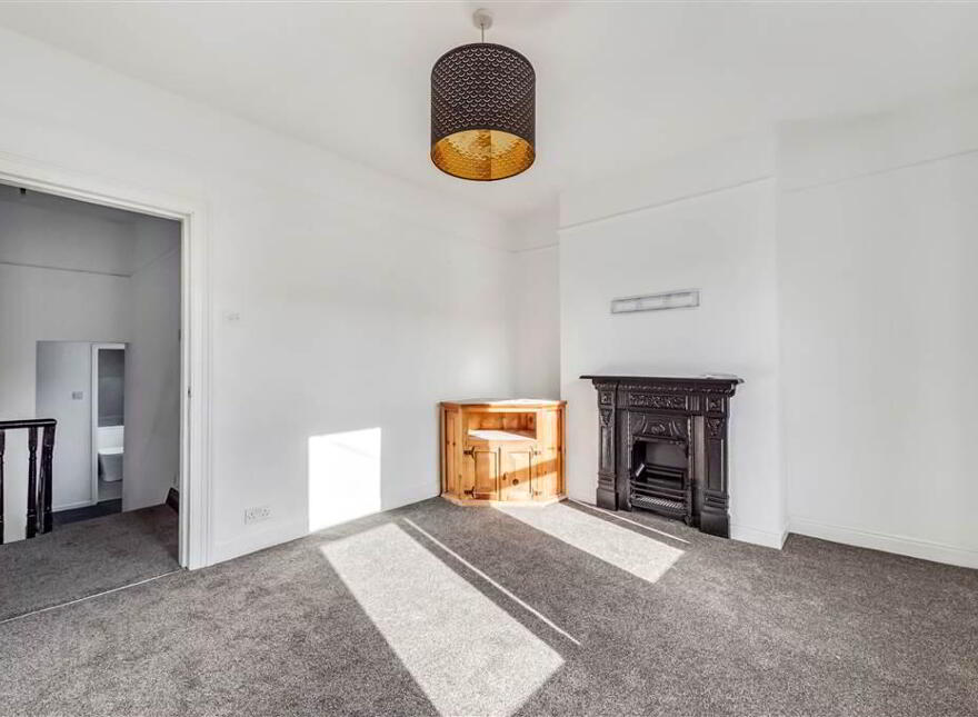 110 Broadway, Belfast, BT12 6HX