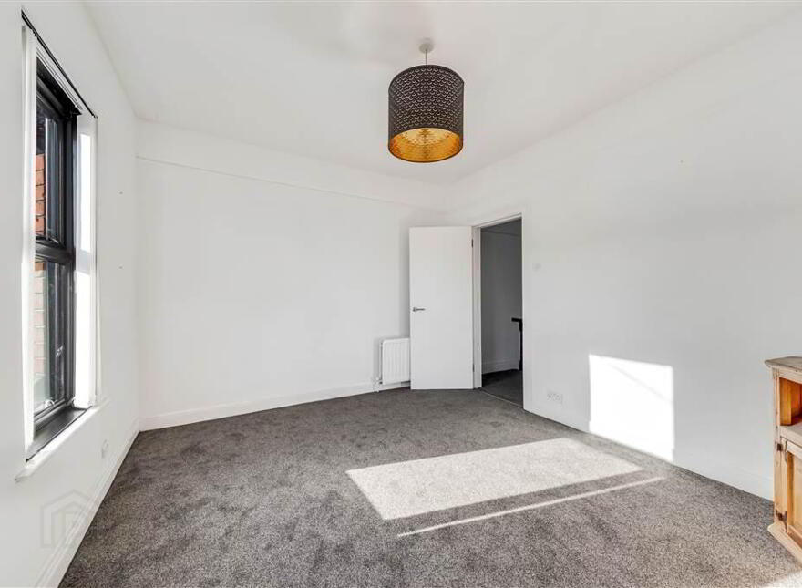 110 Broadway, Belfast, BT12 6HX