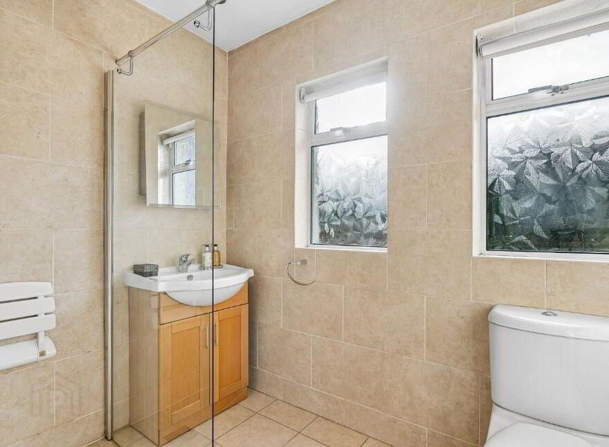 56 Greentrees Road, Terenure, Terenure, D12TA40