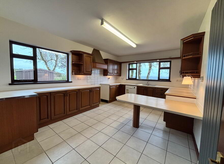 71 Ballyalbanagh Road, Ballyclare, BT39 9SP