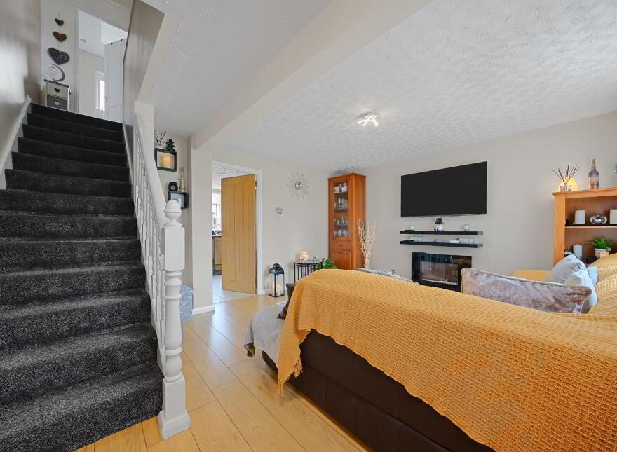 257 Shore Crescent, Belfast, BT15 4JS