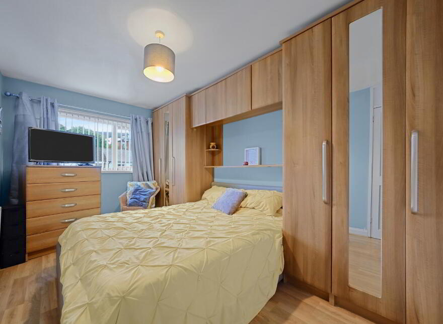 257 Shore Crescent, Belfast, BT15 4JS