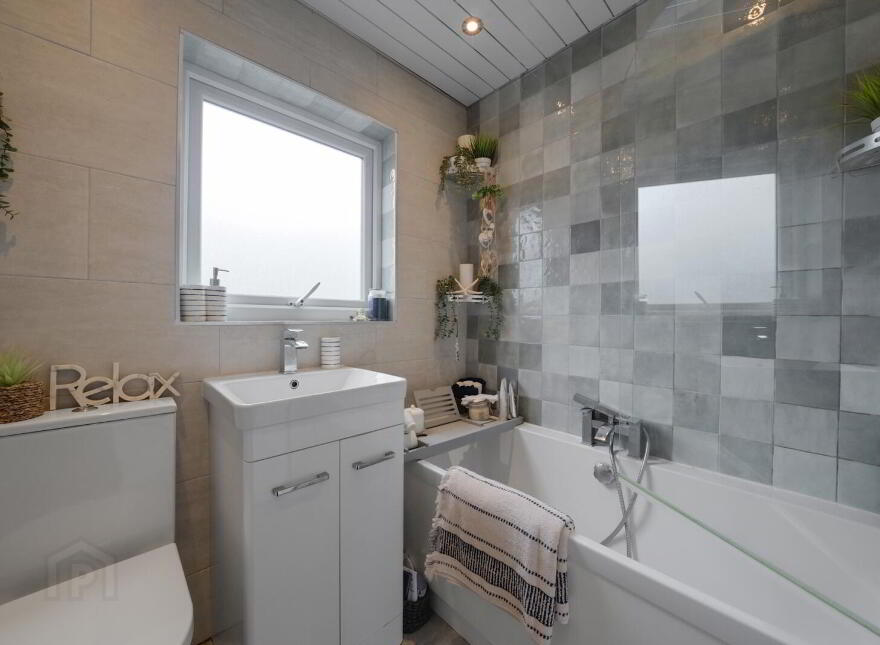 257 Shore Crescent, Belfast, BT15 4JS