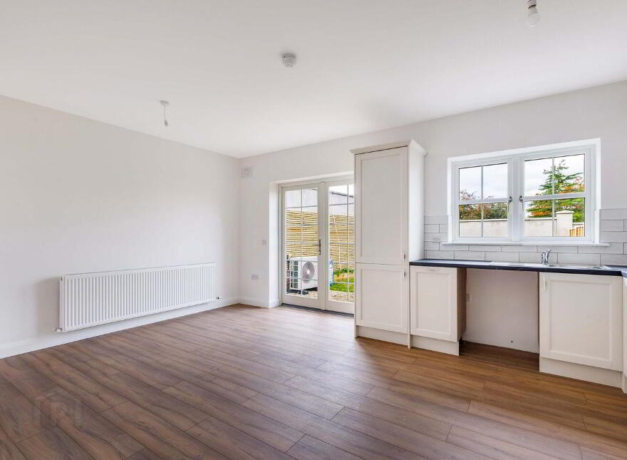 3 Orchard Grove, Longwood, A83V593