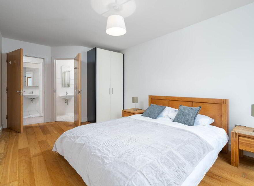 Apartment 21 The Oak Parkview, Stepaside, Stepaside, D18W527