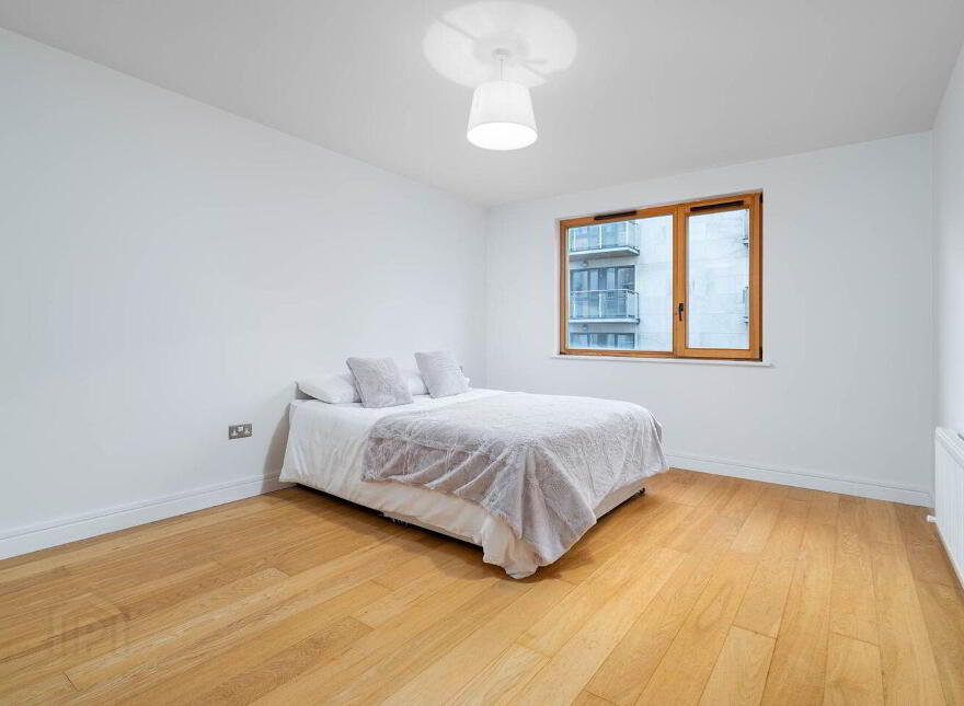 Apartment 21 The Oak Parkview, Stepaside, Stepaside, D18W527