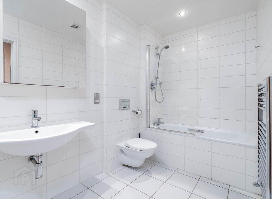 Apartment 21 The Oak Parkview, Stepaside, Stepaside, D18W527