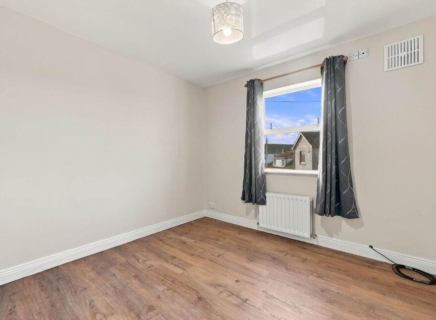 37b/37c The Square, Skerries, K34DX61