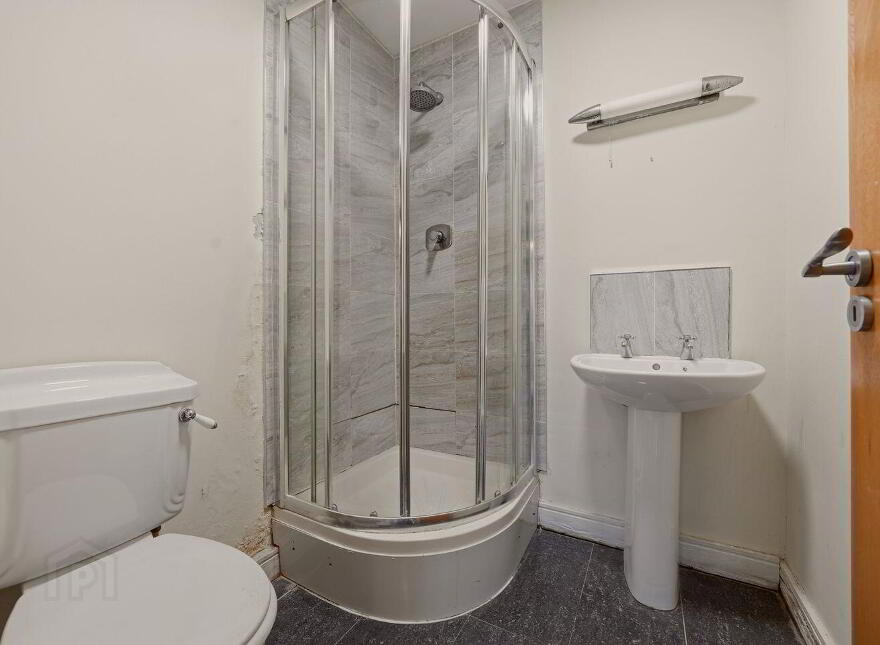 Apartment 2 Wolsey House Drynam Square, Drynam Hall, Swords