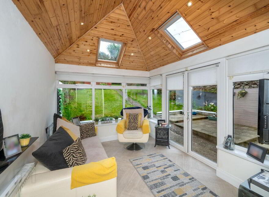 2 Pinewood Grove, Onslow Gardens, Cork, T23E2N0