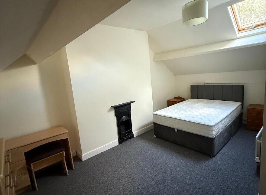 148 Donegall Avenue, Belfast, BT12 6LY
