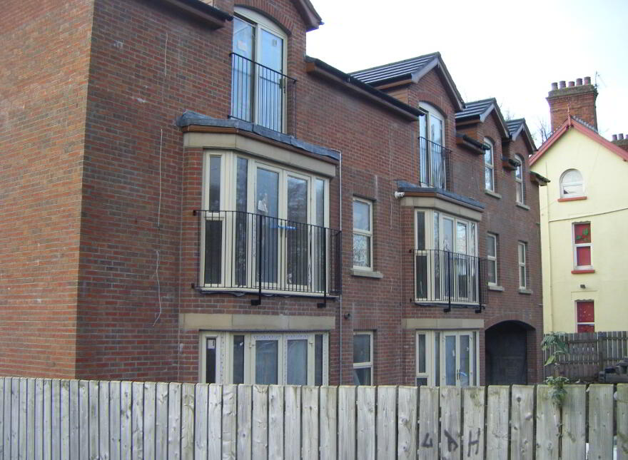 1, 557/559 Upper Newtownards Rd, Belfast, BT4 3LP