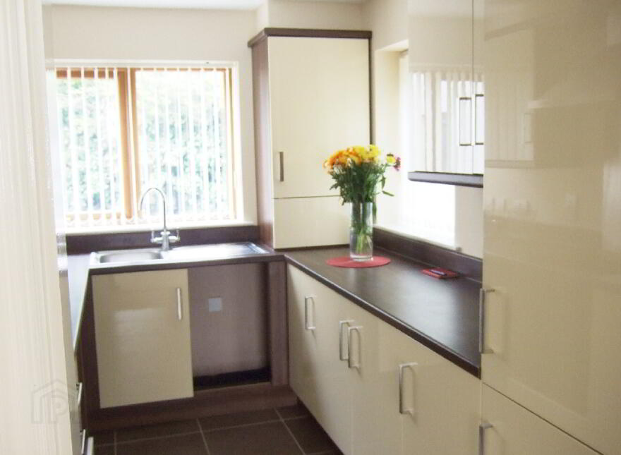 1, 557/559 Upper Newtownards Rd, Belfast, BT4 3LP