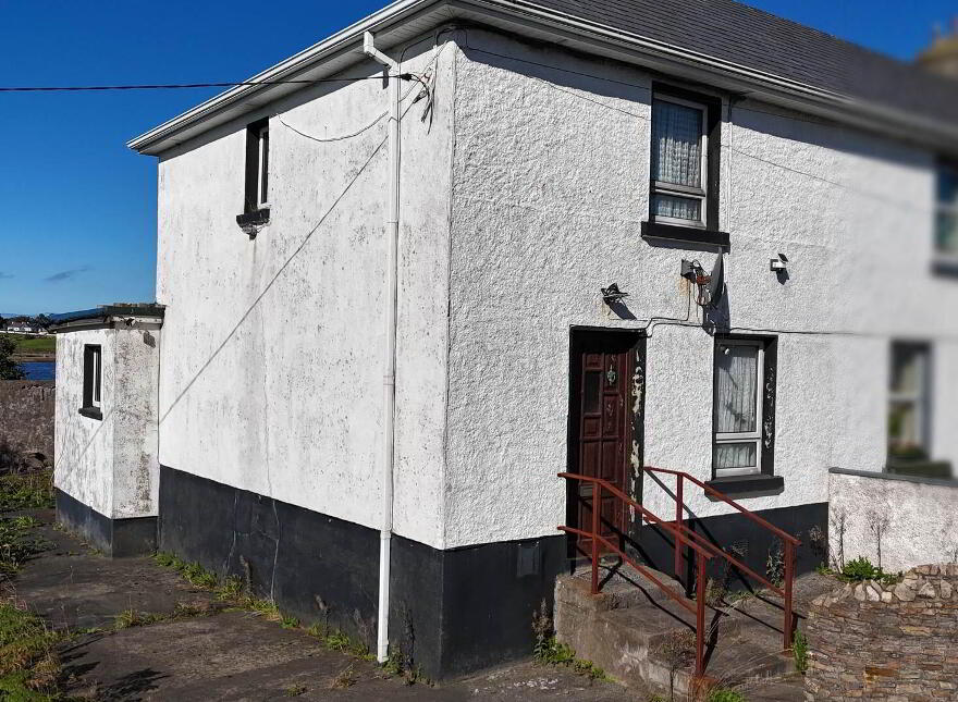 19 St. Crones Terrace, Quay Road, Dungloe, F94K6P6