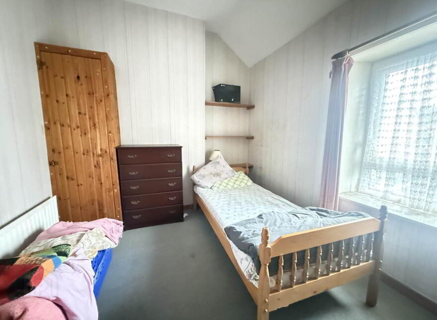 19 St. Crones Terrace, Quay Road, Dungloe, F94K6P6