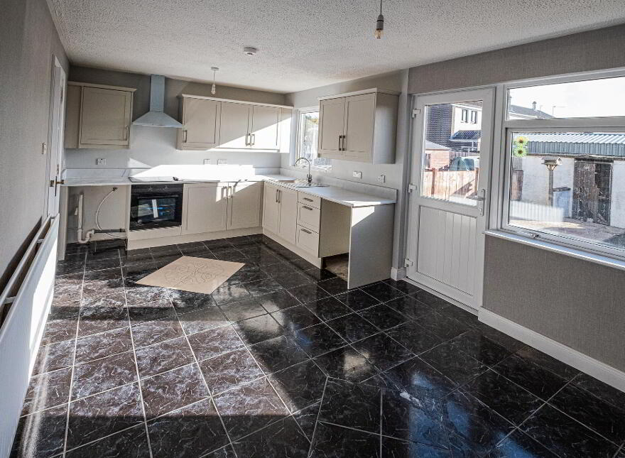 21 Sunnyside Park, Maghera, BT46 6BG