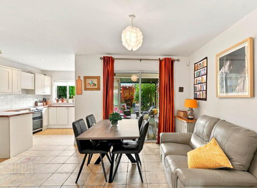 49 Beechcroft, Summerhill, A83X370
