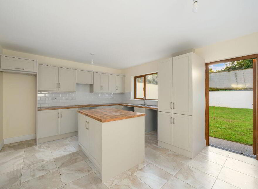 18 Park View, The Beeches, Boherbue, P51N2PX