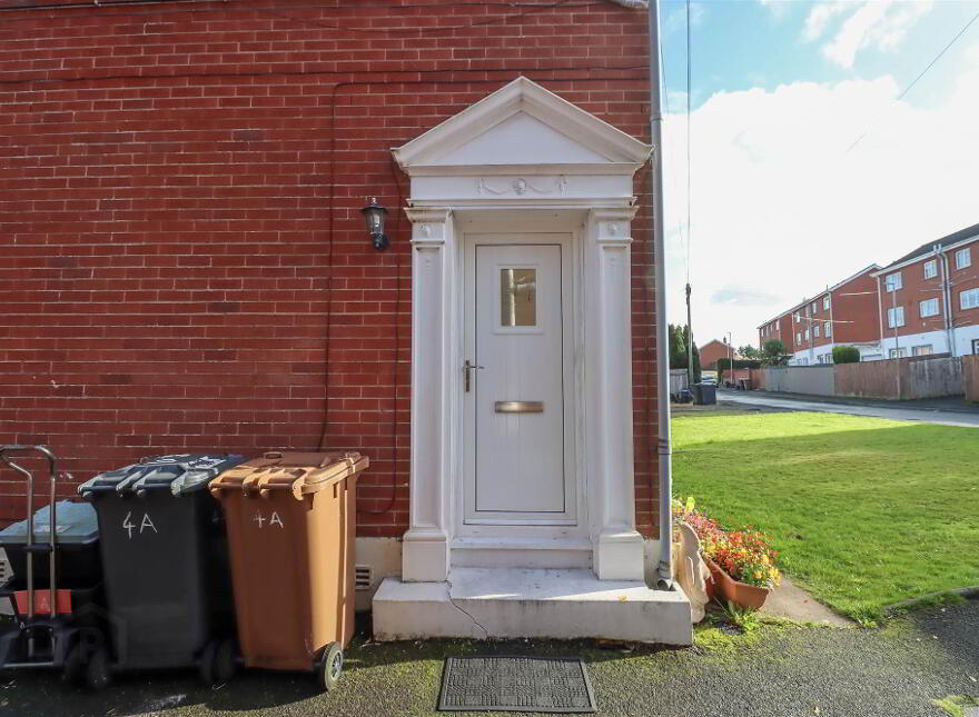 4a Hanwood Drive, Dundonald, Belfast, BT16 1XX