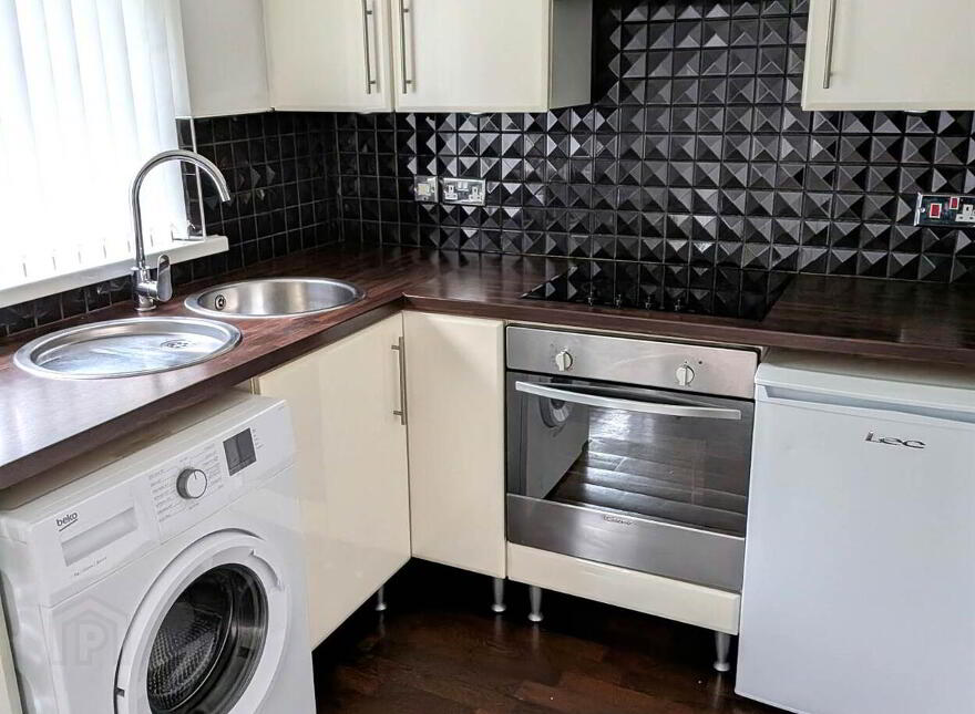 4a Hanwood Drive, Dundonald, Belfast, BT16 1XX