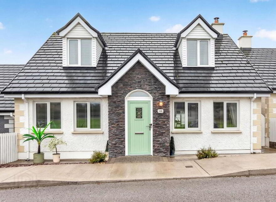 46 Carraíg Abháinn, Ballisodare, F91F2A4 photo