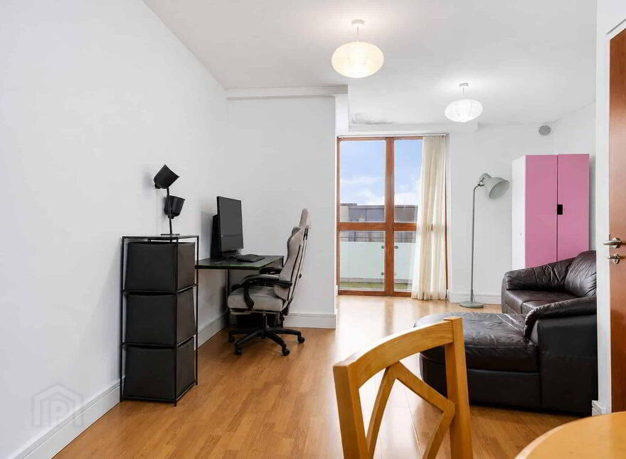 10 Grove Court, Blanchardstown, Blanchardstown, D15