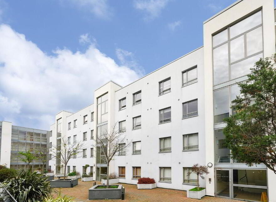 10 Grove Court, Blanchardstown, Blanchardstown, D15