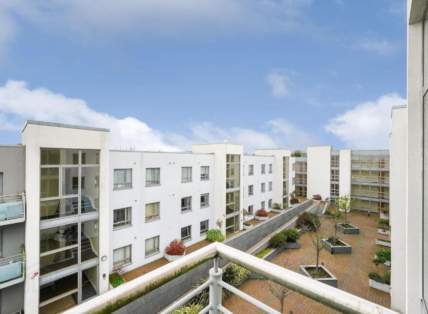 10 Grove Court, Blanchardstown, Blanchardstown, D15