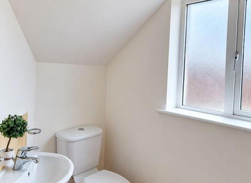 3 Chancery Park Avenue, Tullamore, R35A9Y1