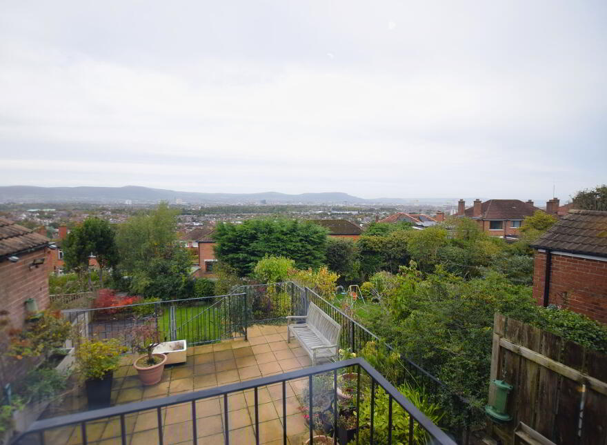 43 Beechgrove Gardens, Belfast, BT6 0NN