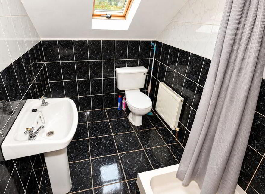 2 Keenaghan Close, Carrick Road, Kilcar, F94TN97