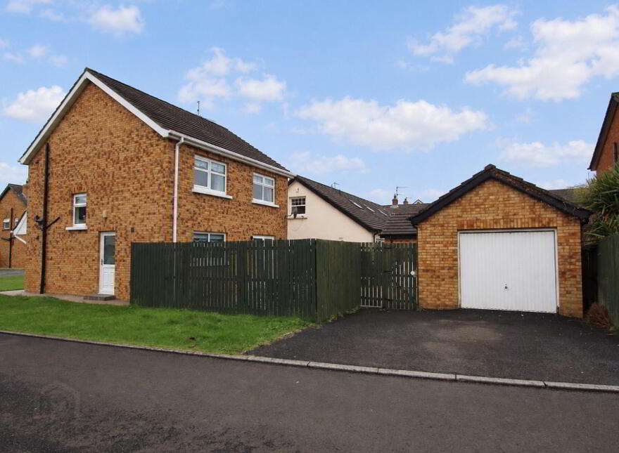 89 Weavers Meadow, Crumlin, BT29 4WP