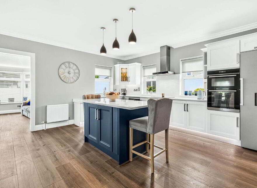 Charlestown Road, Tubbercurry, F91EH95
