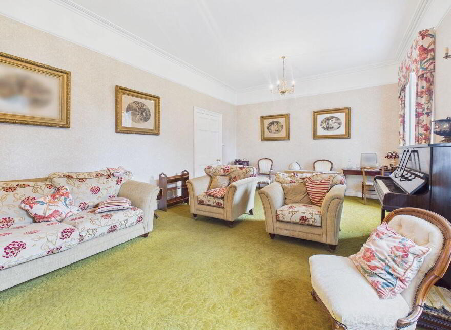 Rus In Urbe, Bridge Street, Ballinasloe, H53X0P8