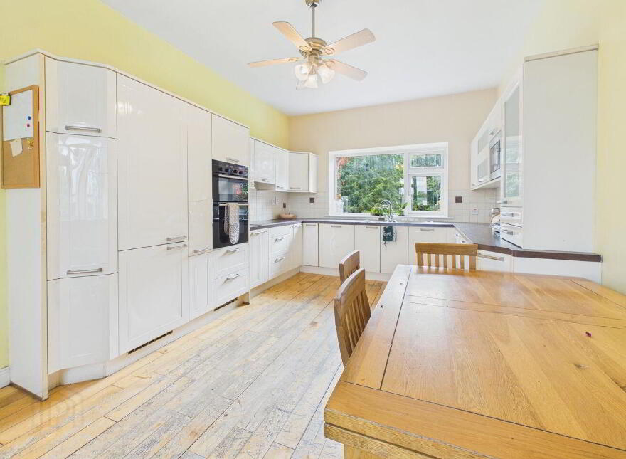 Rus In Urbe, Bridge Street, Ballinasloe, H53X0P8