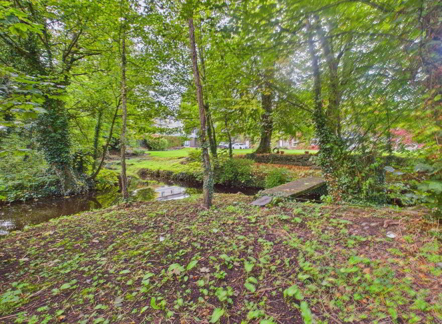 Rus In Urbe, Bridge Street, Ballinasloe, H53X0P8