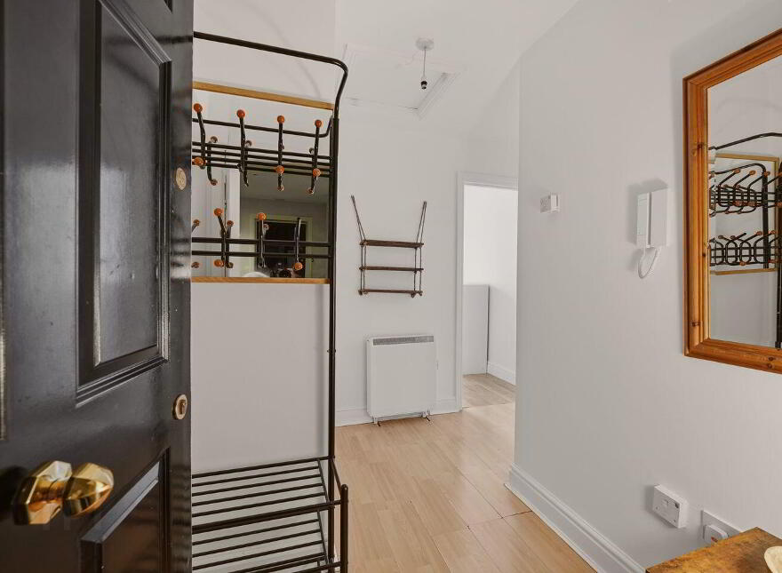 101 The Fir, Winter Garden, Pearse Street, Dublin 2, D02