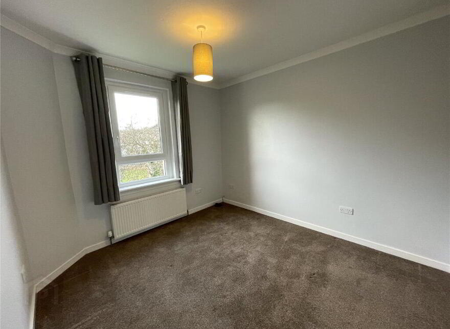 6 Glendevon Avenue, Edinburgh, EH12 5UN